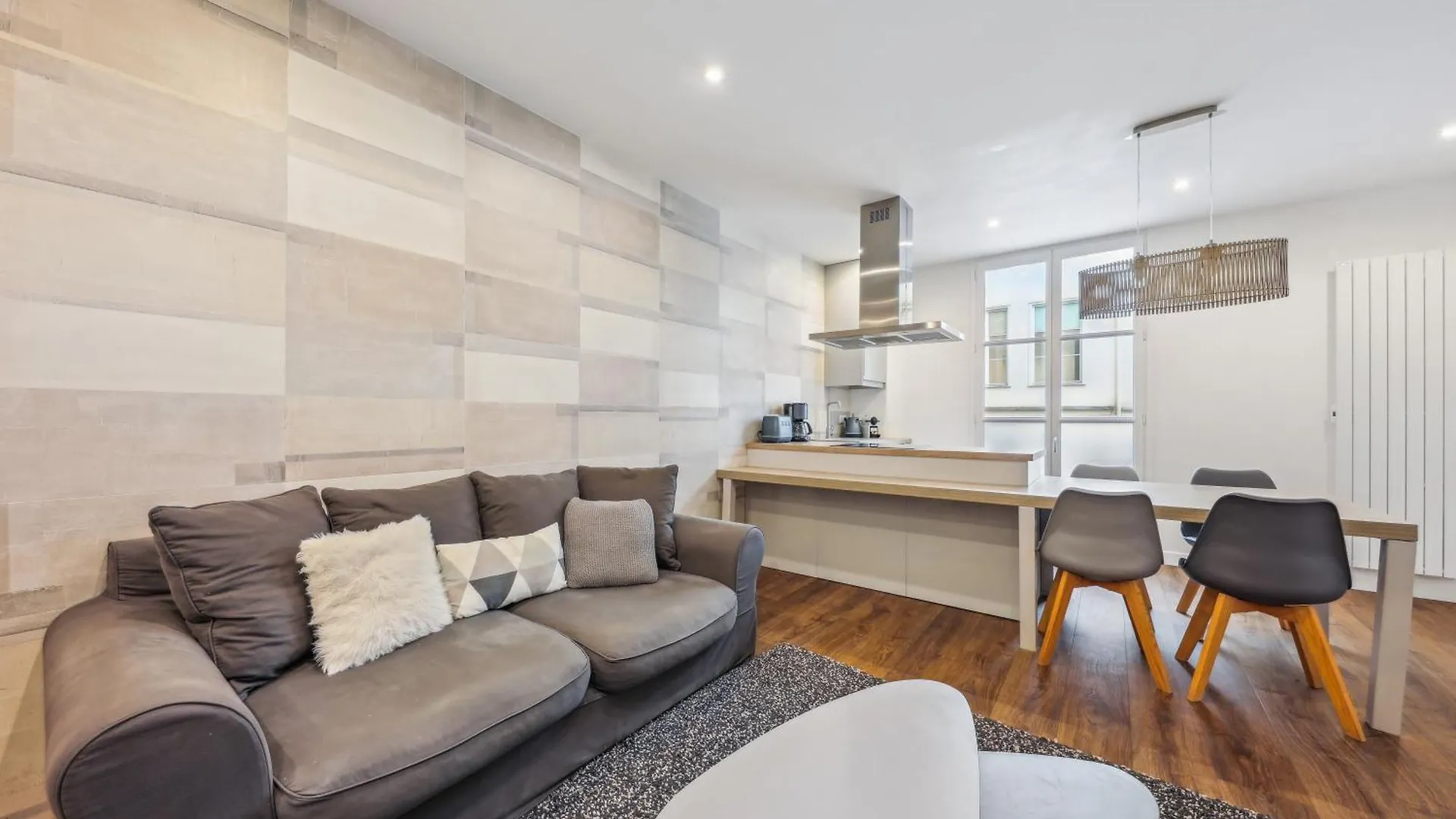 Appartement Charmant Et Lumineux En Plein Coeur De 巴黎